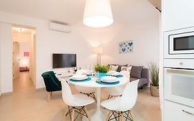 Peña City Center Apartment